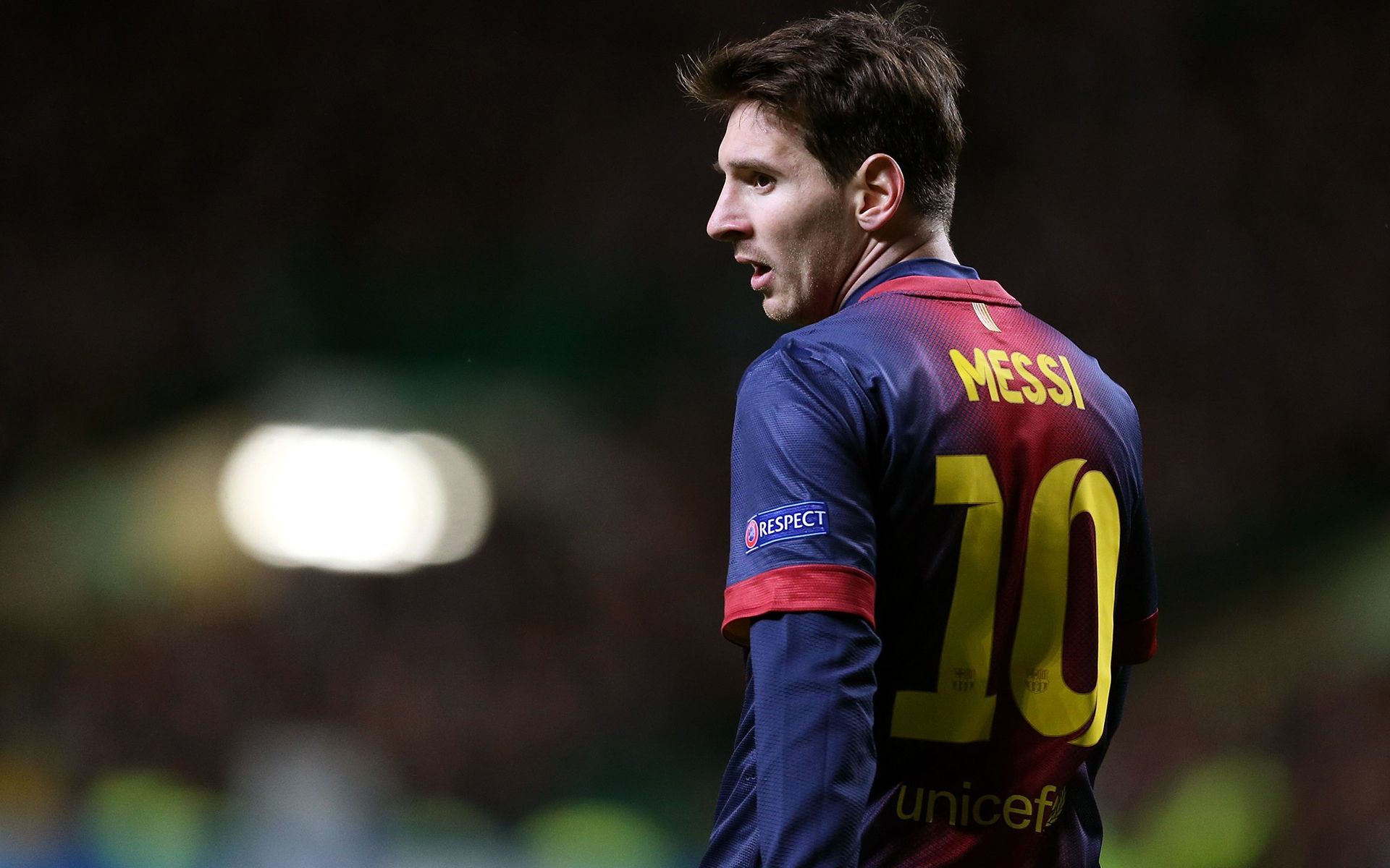 故事从来不 故事从来不