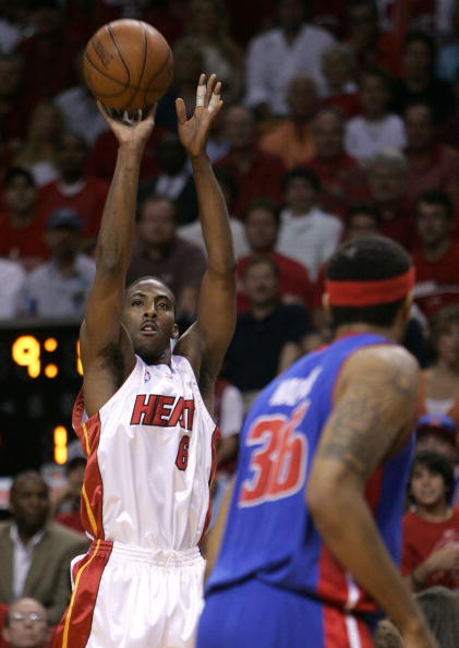 而且在传球 而且在传球