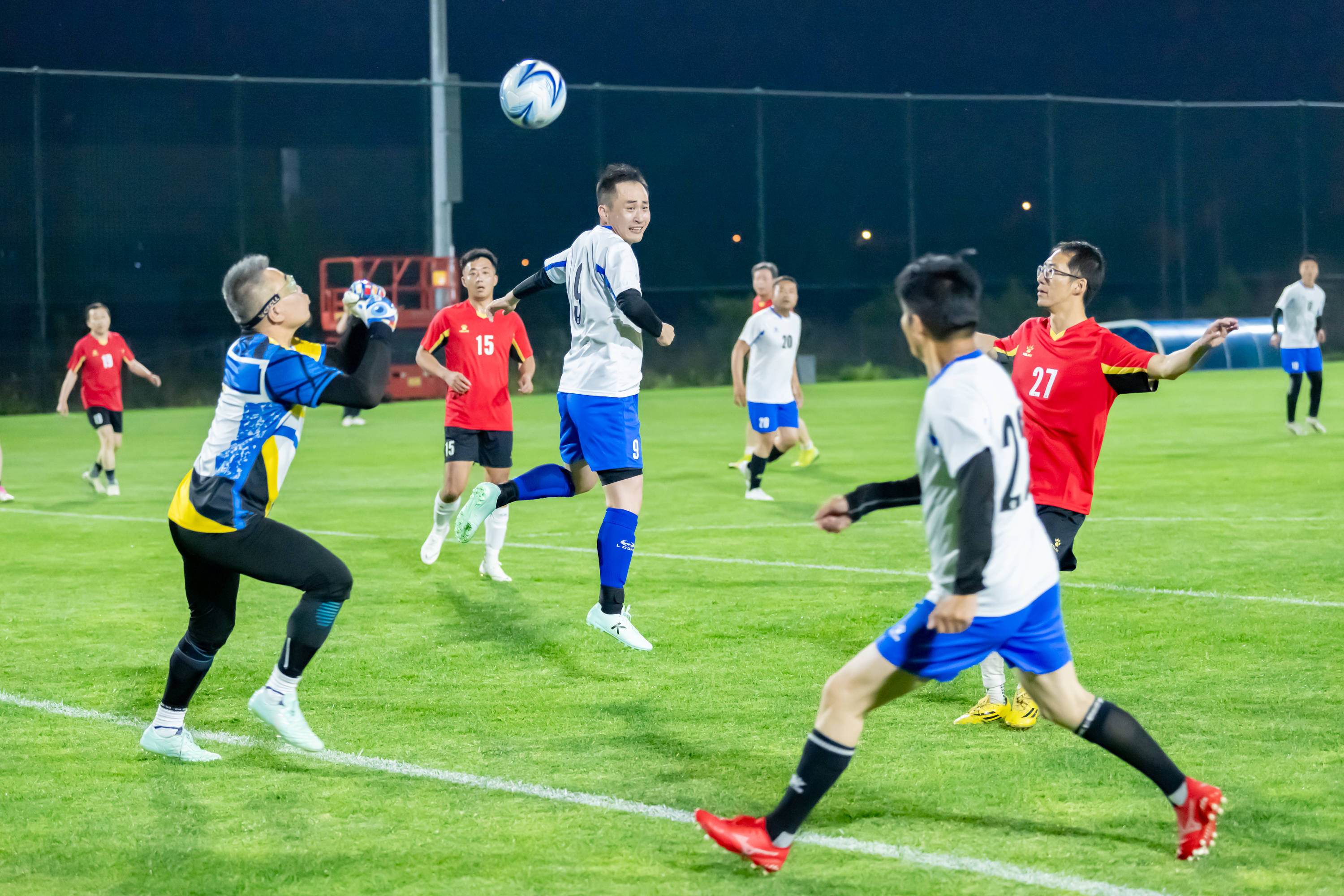 还是对曼联 还是对曼联