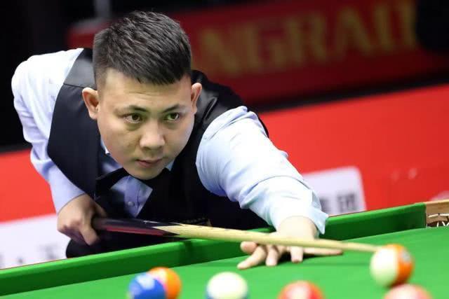 年级学生的 年级学生的