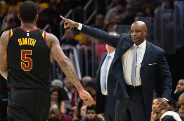 战高重量的 战高重量的