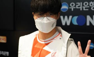 牢牢压制住 牢牢压制住