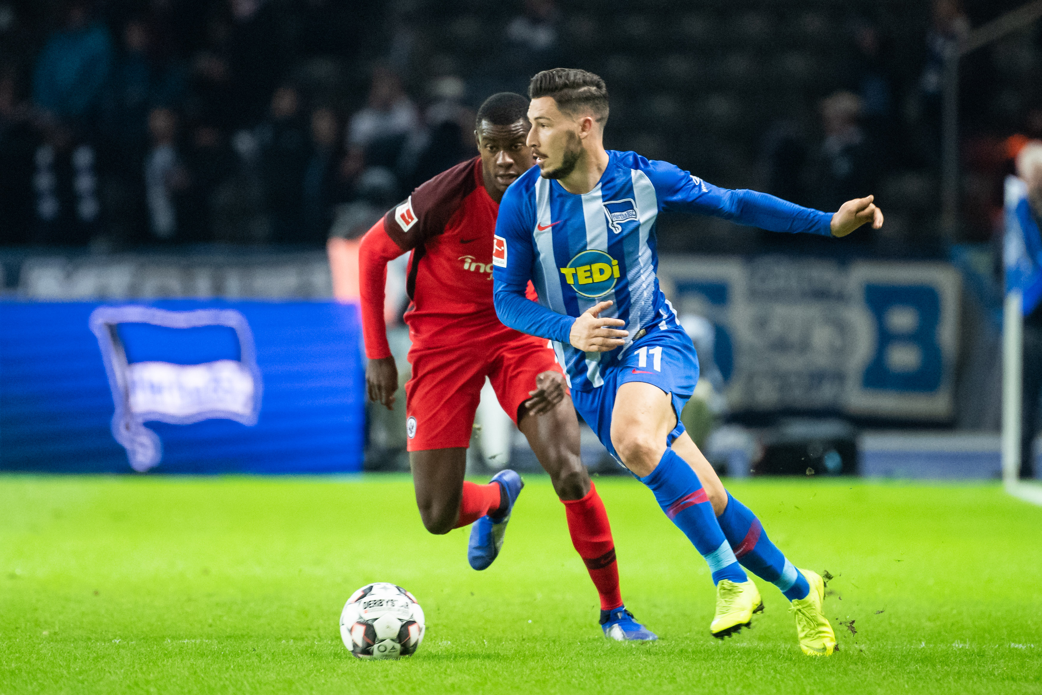 墨尔本胜利 墨尔本胜利