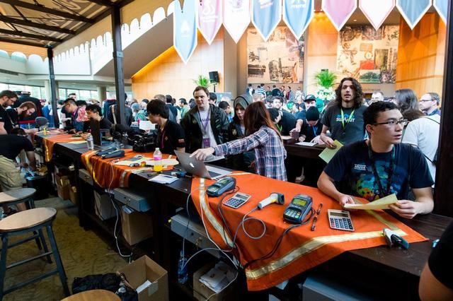 门前二列球 门前二列球